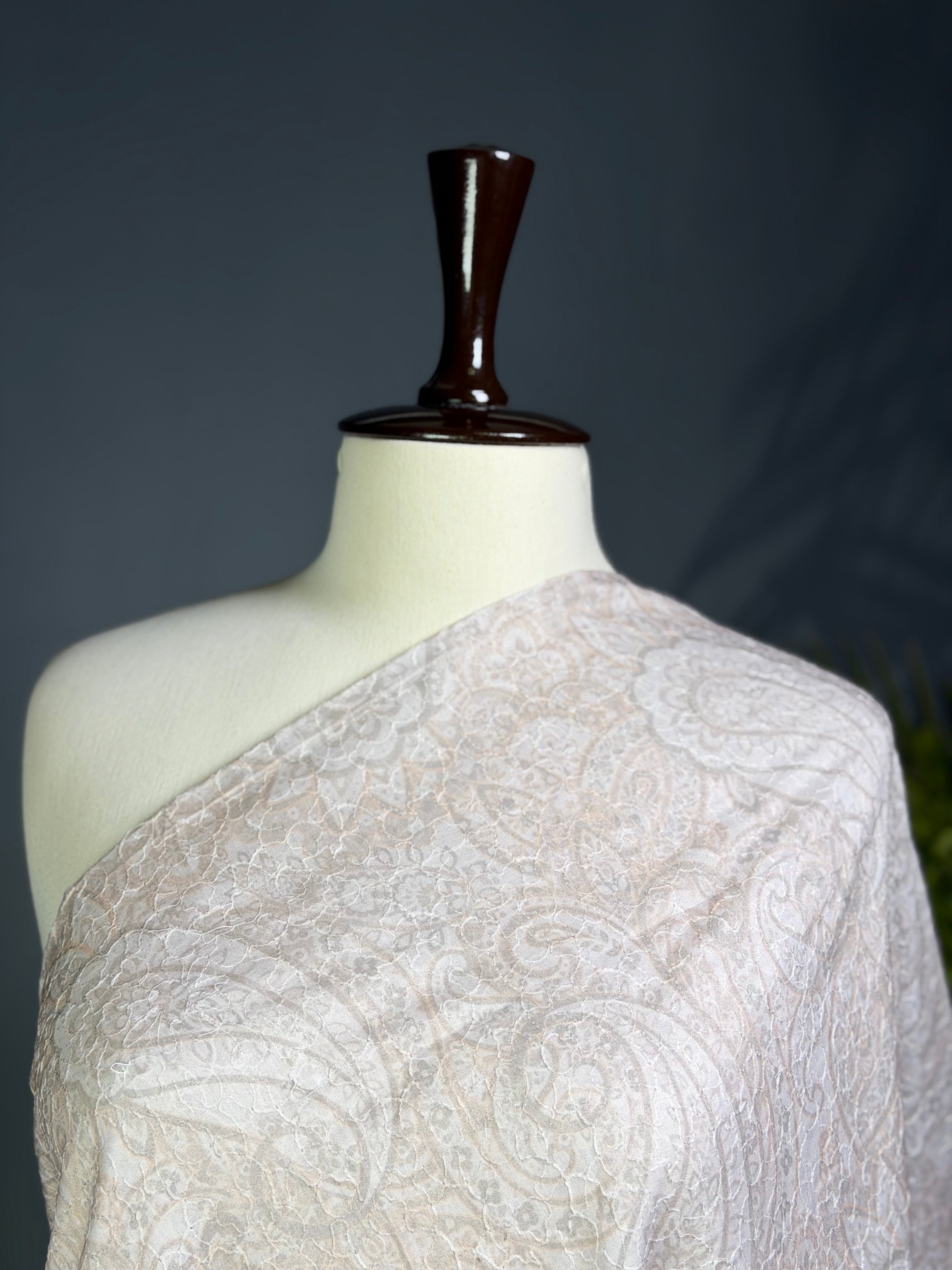 Lavender Mist Paisley Slub Lawn