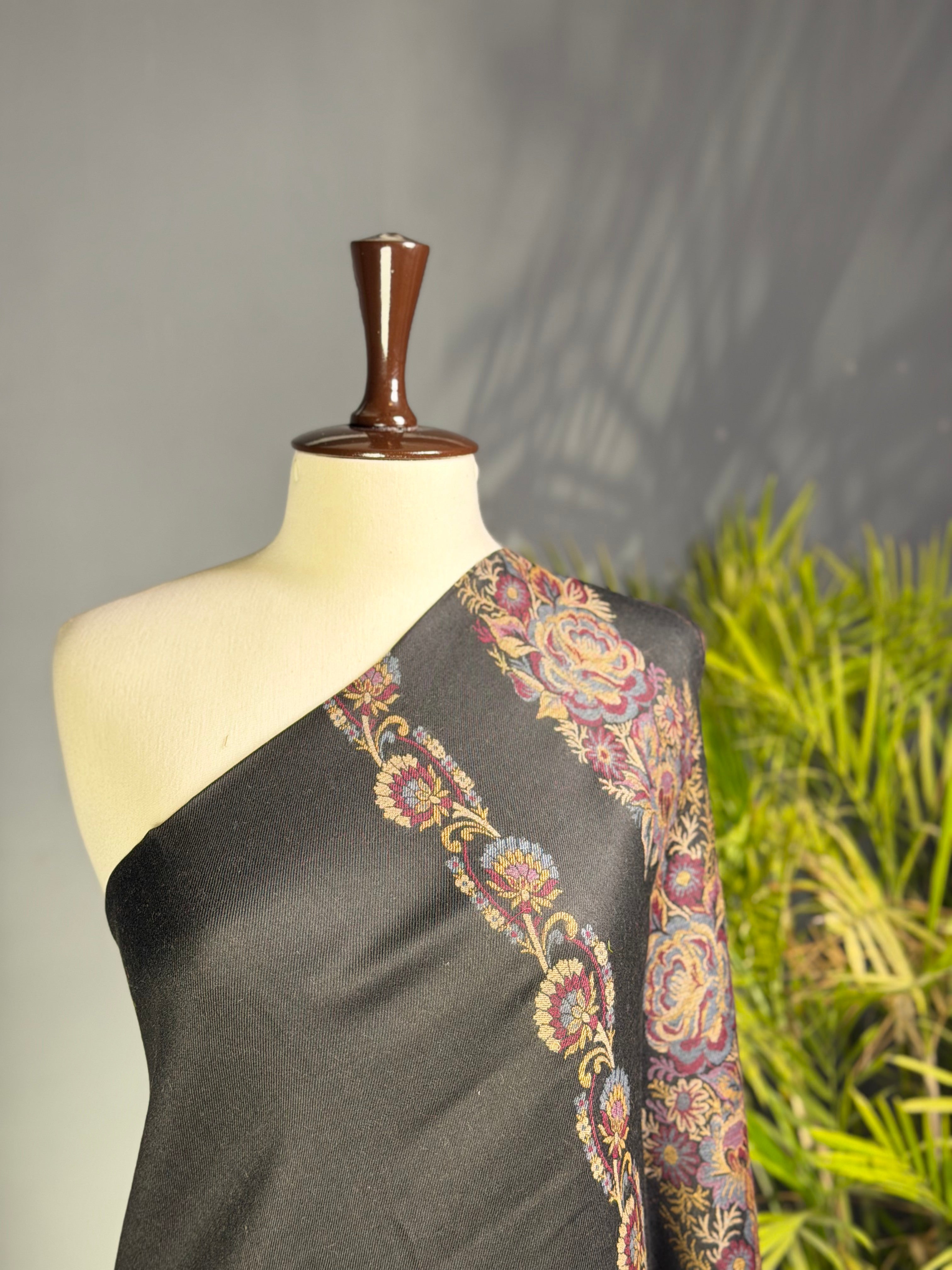 Midnight Ebony jacquard weaving Wool Shawl